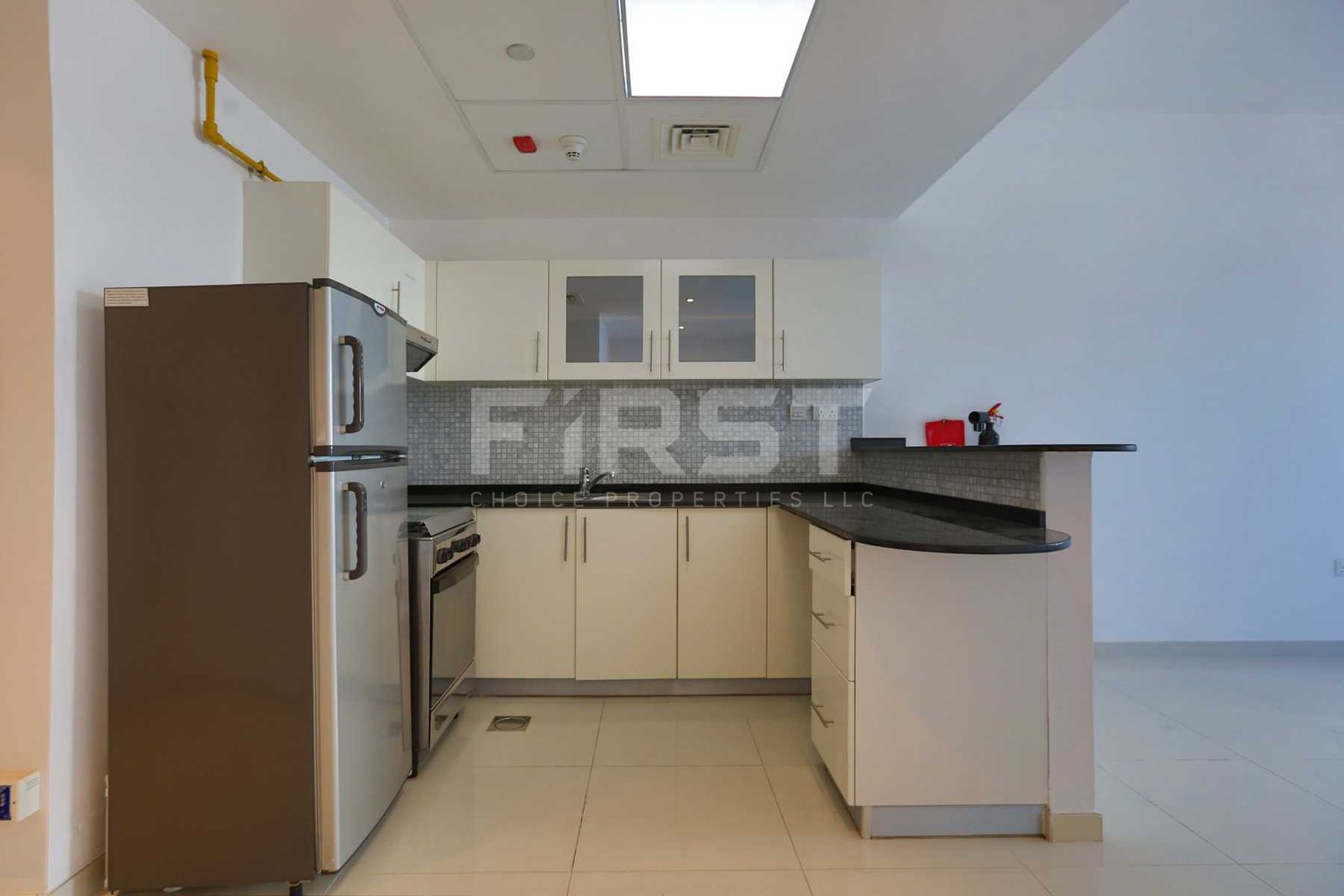 Internal Photo of 1 Bedroom Apartment in Marina bay by Damac Najmat Abu Dhabi Al Reem Island Abu Dhabi UAE (5).jpg