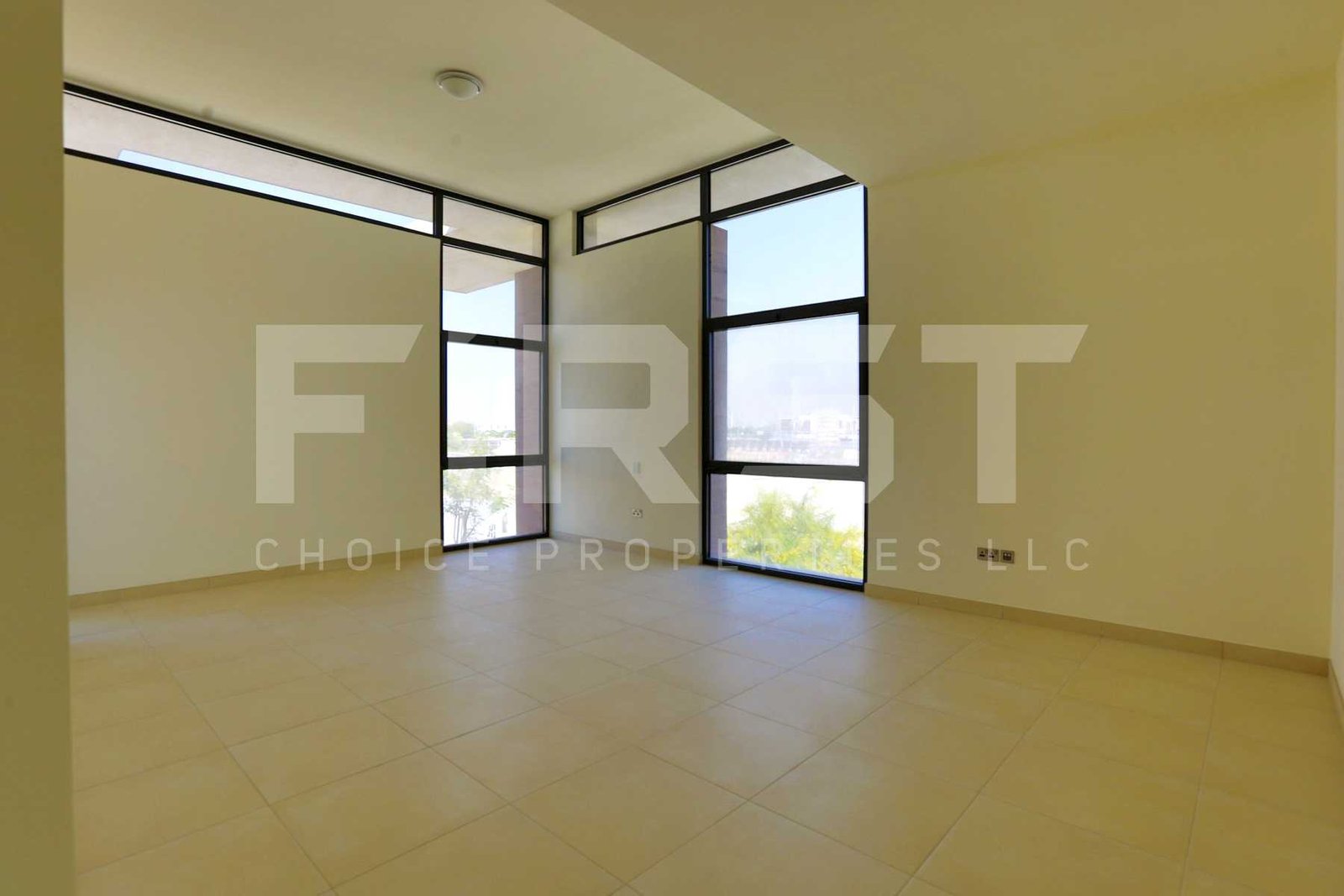 Internal Photo of 4 Bedroom Villa in West Yas Yas Island (37).jpg