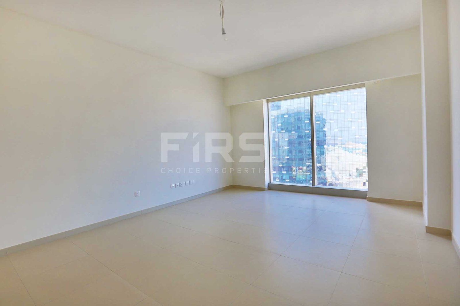 Internal Photo of Studio Apartment in The Arc Al Reem Island Abu Dhabi UAE (10).jpg
