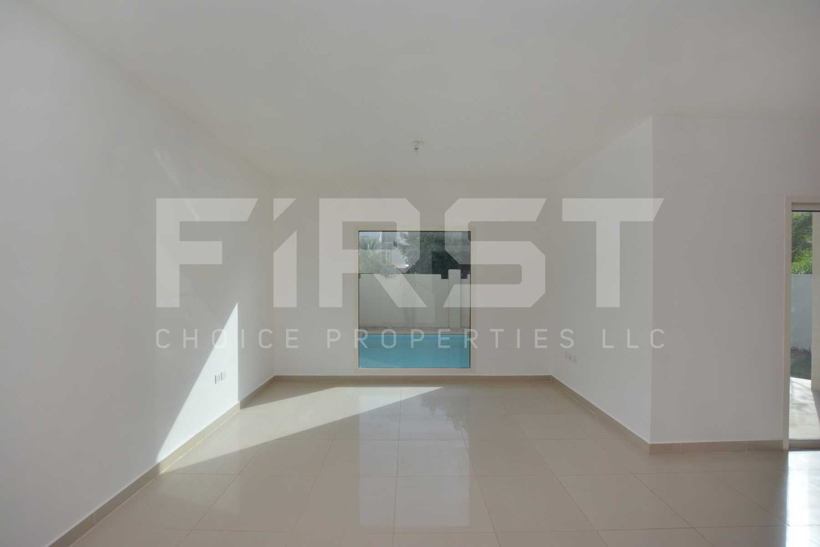 Internal Photo of 5 Bedroom Villa in Al Reef Villas 348.3 sq.m 3749 sq.ft (73).jpg