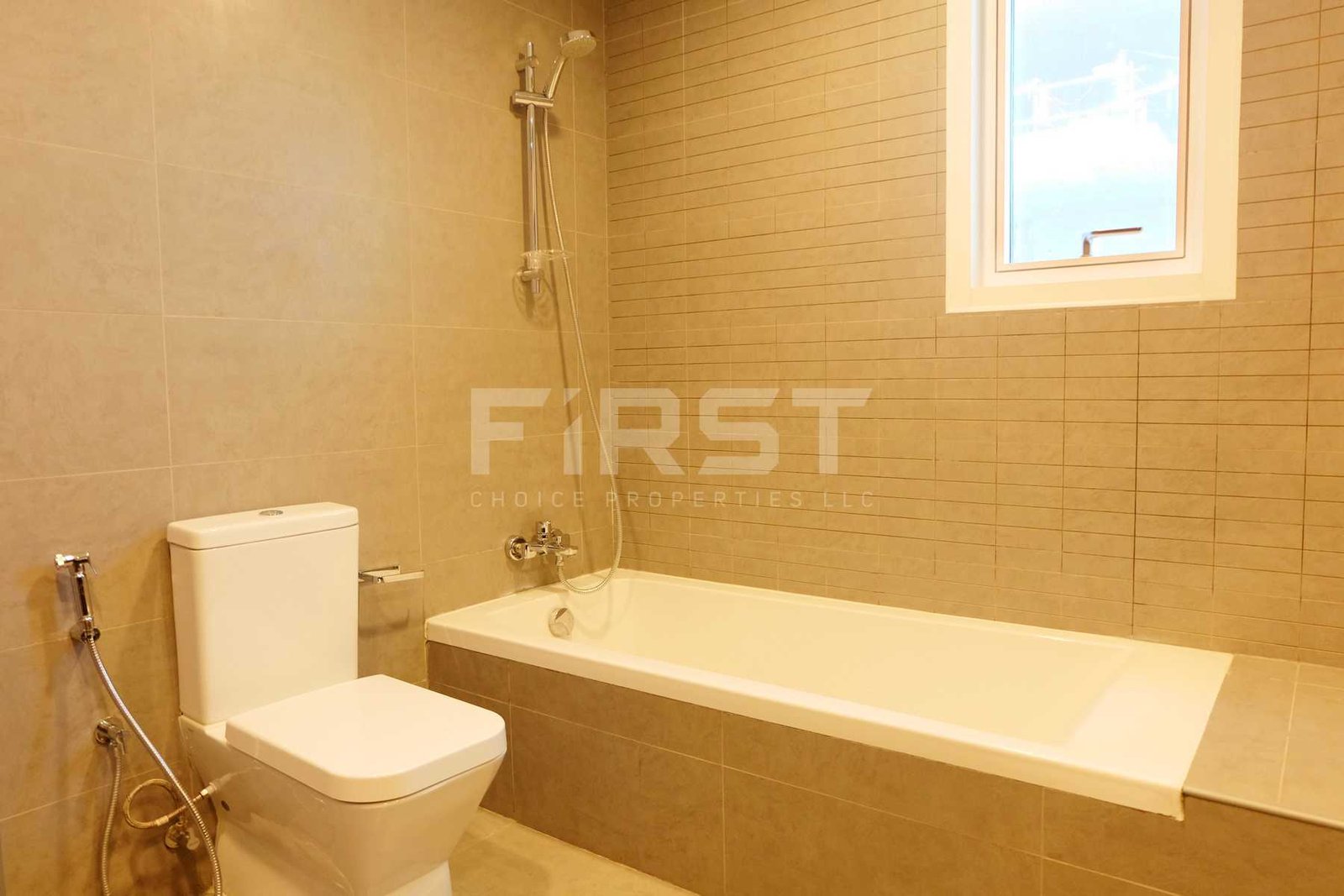 Internal Photo of  2 Bedroom Apartment in Parkside Residence Shams Abu Dhabi UAE (20).jpg